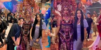 Dukung Millen Cyrus, Ini 7 Potret Lucinta Luna Hadiri Miss International Queen 2023 - Nggak Kalah Tampil Heboh