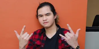 Dul Jaelani Bocorkan Sifat TB yang Bikin Jatuh Hati, Solehah dan Rajin Salat