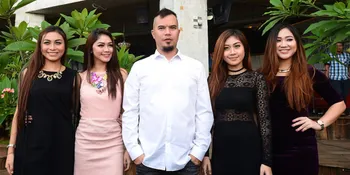 Duo Maia &#38; The Virgin Surut, Dhani Pede Dengan Grup 4 Wanita Ini