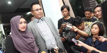 Edies Adelia: Saya Hanya Istri Menerima Nafkah Dari Suami