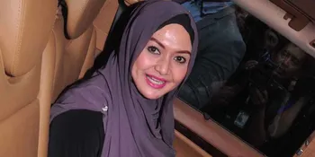 Edies Adelia Tak Hadiri Sidang Perdana Suami