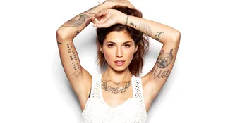 [Eksklusif] 'Human' Bantu Christina Perri Jadi Dewasa!