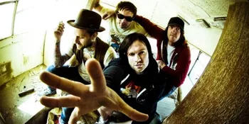 [Eksklusif] Konsisten Bermusik, The Used Enggan Dibatasi Genre