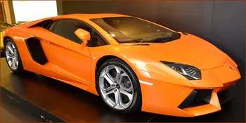 [Eksklusif] Supercar Mewah Artis, Berapa Harga Sewa Lamborghini?