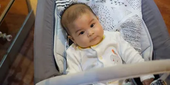 Ekspresi Lucu Nastusha Olivia Alinskie Kala Minum Vitamin, Unyu!