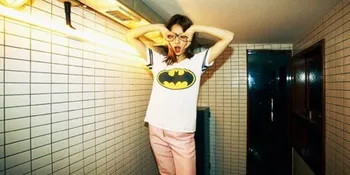 Ekstra Cute Maksimum, Suzy Miss A Gigit-Gigit Bantal