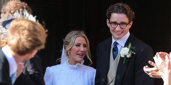 Ellie Goulding Resmi Menikah dengan Caspar Jopling, Congrats!