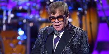 Elton John Peringatkan Ed Sheeran Kalau Semua Orang Tak Akan Selalu Menyukai Musiknya