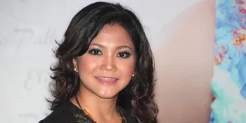 Elva Patty Lolos Grand Final 15 Besar Festival Nyanyi Internasional