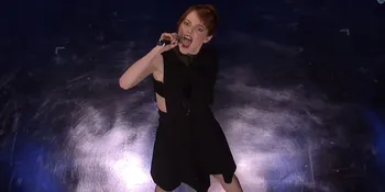 Emma Stone Adu Lipsync Sama Jimmy Fallon, Siapa Yang Jago?