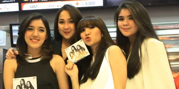 Enggan Disebut Girlband, Blink Modal Suara di 'HEART BEAT'