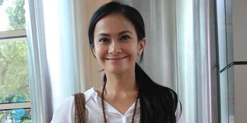 Ersa Mayori Kebingungan Harus Pakai Hijab