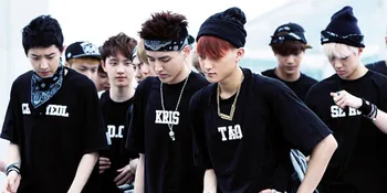 EXO Minta Maaf Atas Kelakuan Para Sasaeng Fans