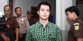 Eza Gionino Bantah Balikan Dengan Mantan Kekasih