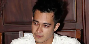 Eza Gionino Dinasehati Teroris di Dalam Sel