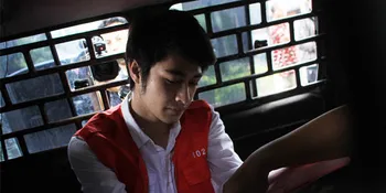 Eza Gionino Kerja Keras Hingga Muntah Darah Demi Nikahi Rasti?