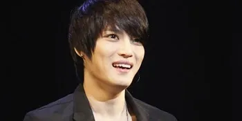 Fan Meet di Thailand, Jaejoong JYJ Beri 5.000 Mawar Untuk Fans