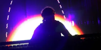 Fans: Guetta Udah Kayak Tuhan Buat Gue