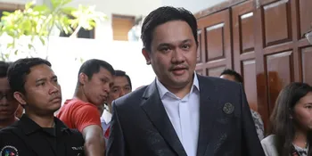 Farhat Abbas Sindir Pengacara Ahmad Dhani Cuma Ingin Masuk TV