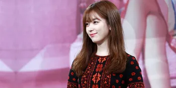 Fashion Cantik Puluhan Juta Han Hyo Joo di Red Carpet 'BIFF 2016'