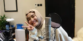 Fatin Akhirnya Rilis Album Kedua, Pilih Tulis Lirik Lagu Sendiri - Bagikan Momen saat Rekaman