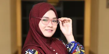 Fauziah, Kontestan DAA4 Yang Pandai Bermain Gambus Sambil Berdendang