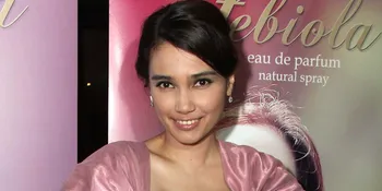 Febby Febiola: Kebutuhan Pulsa dan Kecantikan Sama Penting