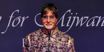 Film Baru Amitabh Bachchan Tuai Hasil Buruk di India