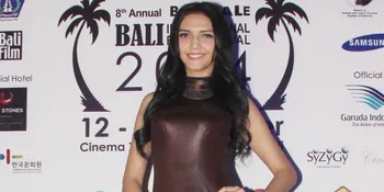 Film 'MOVE ON' Buat Alexa Key Terpesona Dengan Sam Brodie