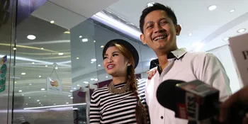 Fitri Carlina Minta Mahar Pesawat Terbang?