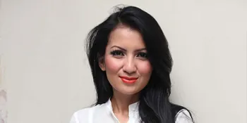 Five Vi Tak Mau Ketinggalan Ikut Tren Sulam Alis