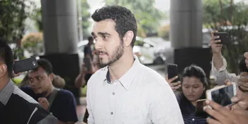 Fokus Kerja Kantoran, Fachri Albar Tolak Banyak Tawaran Film