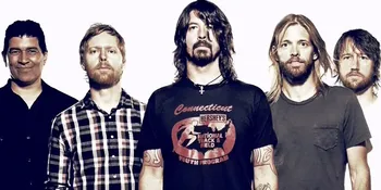 Foo Fighters Janjikan Lebih Banyak Konser Crowdfunding