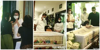 FOTO:  Suasana Rumah Duka Maura Magnalia, Tangis Nurul Arifin Tak Terbendung - Sejumlah Pelayat Mulai Berdatangan