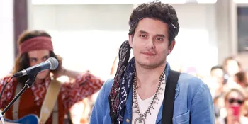 [Foto] 19 Tahun Berlalu, Wajah John Mayer Tak Banyak Berubah