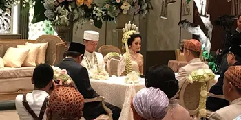 Foto: 8 Tahun Pacaran, Karina Salim Akhirnya Resmi Menikah