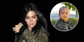 [FOTO] Aksi Kendall Jenner Gendong North West, Siap Jadi Ibu?
