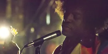 [Foto] Andre 3000 Hadir Sebagai Jimi Hendrix