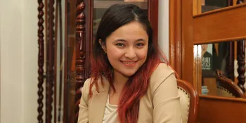 Foto Bareng Ashanty - Maudy Koesnaedi, Marshanda Cantik Berhijab