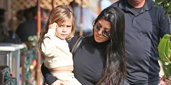 [FOTO] Baru 5 Tahun, Anak Kourtney Kardashian Muncul Dengan Rambut Ombre