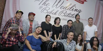 Foto Behind The Scene Film Reuni Pemain Extravaganza, Seru!