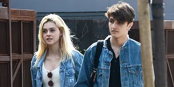 FOTO: Belanja Bareng, Anwar Hadid &#38; Nicola Peltz Gandengan