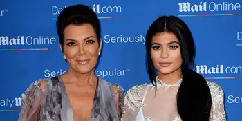 FOTO: Berhati Mulia, Kylie &#38; Kris Jenner Kunjungi RS di Peru
