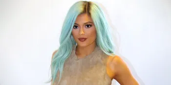 [FOTO] Berubah Drastis, Kylie Jenner Makin Mirip Kim Kardashian