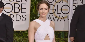 FOTO: Bikin Ngiler! Rumah Mewah Emily Blunt Dijual Ratusan Miliar