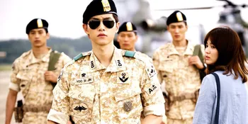 [FOTO] Bukan Tentara Lagi, Kini Song Joong Ki Jadi Pilot Ganteng