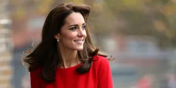 [FOTO] Cantiknya! Kate Middleton Anggun Saat Pelayanan Gereja