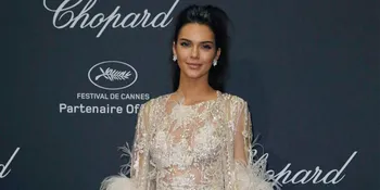 [FOTO] Dandan 'Seram', Ada Yang Beda Dari Kendall Jenner