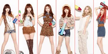 [Foto] Fashion Unik Dal Shabet Saat Preskon di Indonesia
