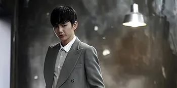 Foto-Foto Keren Yoo Seung Ho Saat Syuting Pukau Netizens